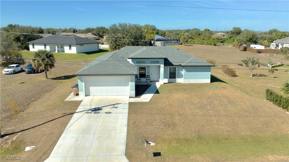 532 Paloma Avenue - Photo 1