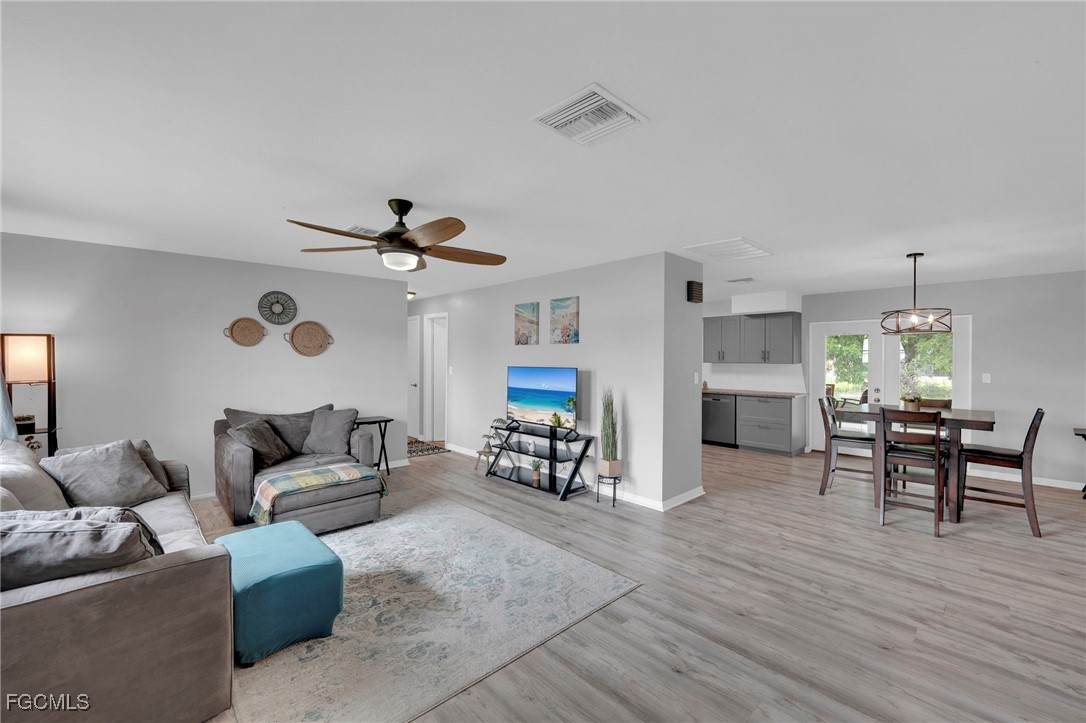 2506 8th Avenue - Photo 1