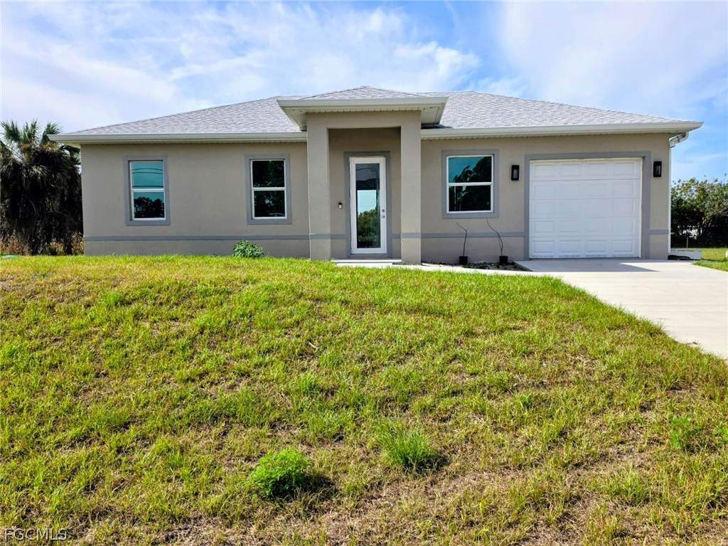 402 Harrison Drive - Photo 1