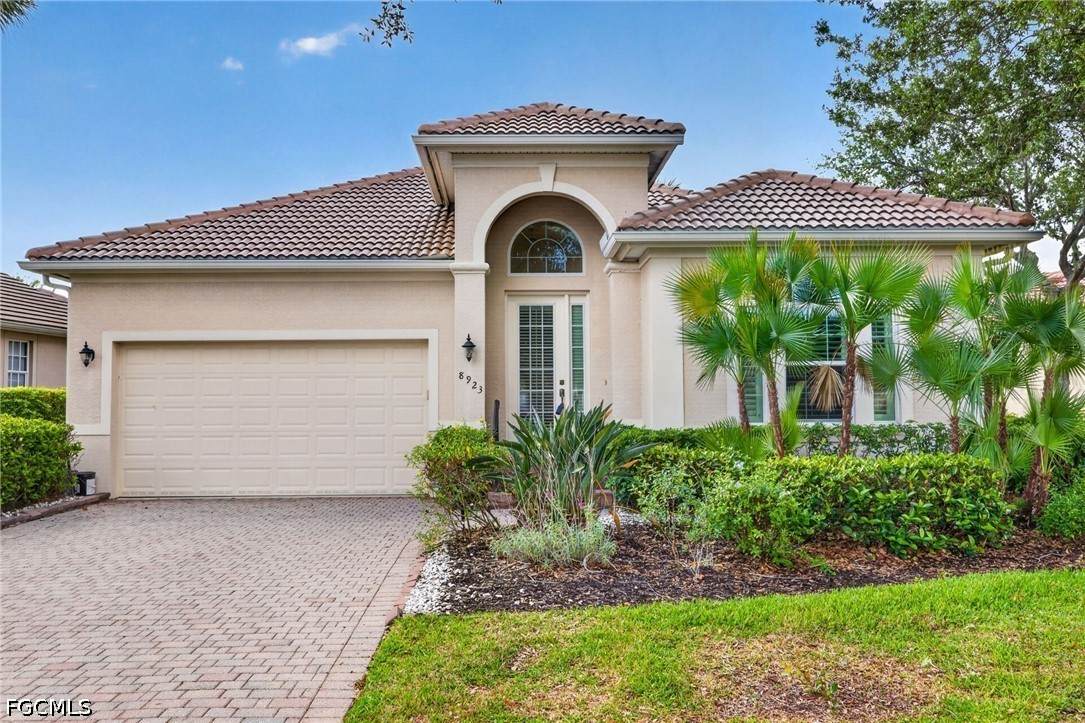 8923 Dartmoor Way - Photo 1