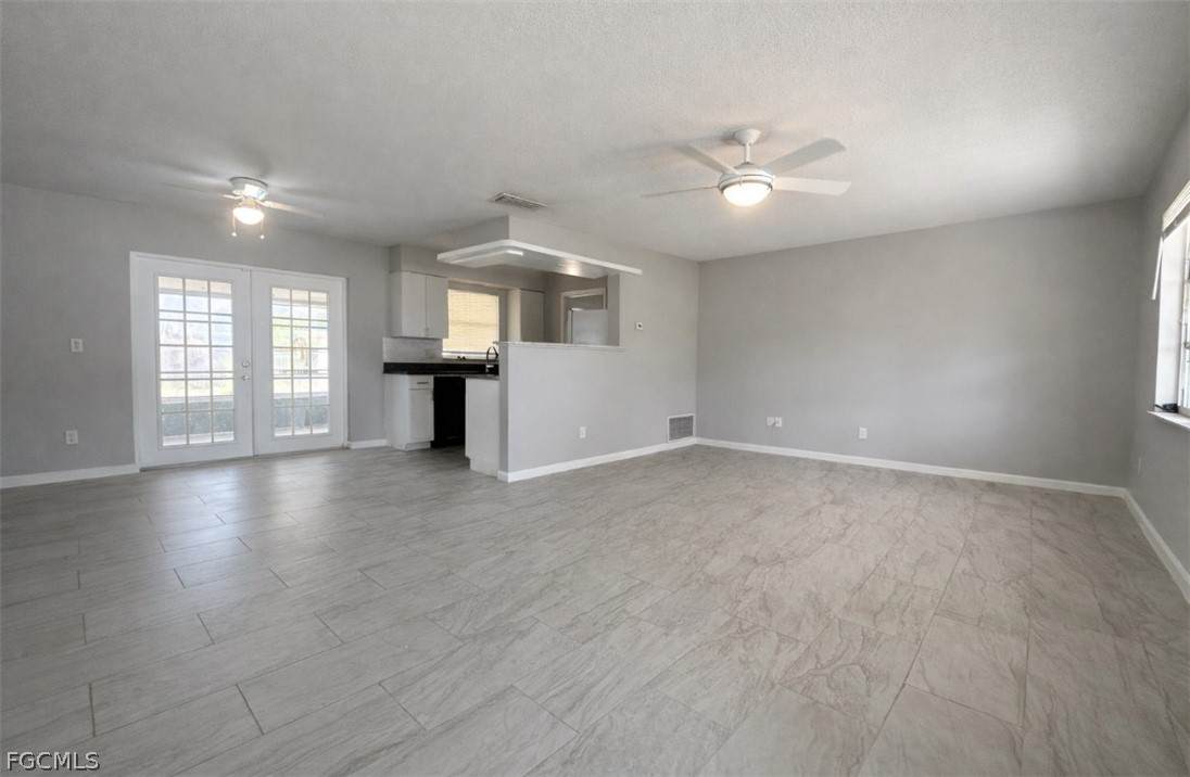 424 Cactus Circle - Photo 1