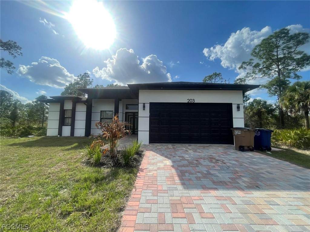 203 Wells Avenue - Photo 1