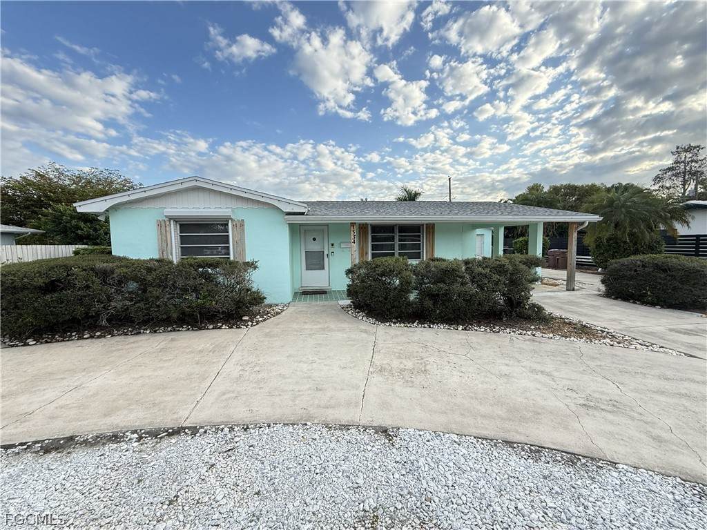1534 Ricardo Avenue - Photo 1