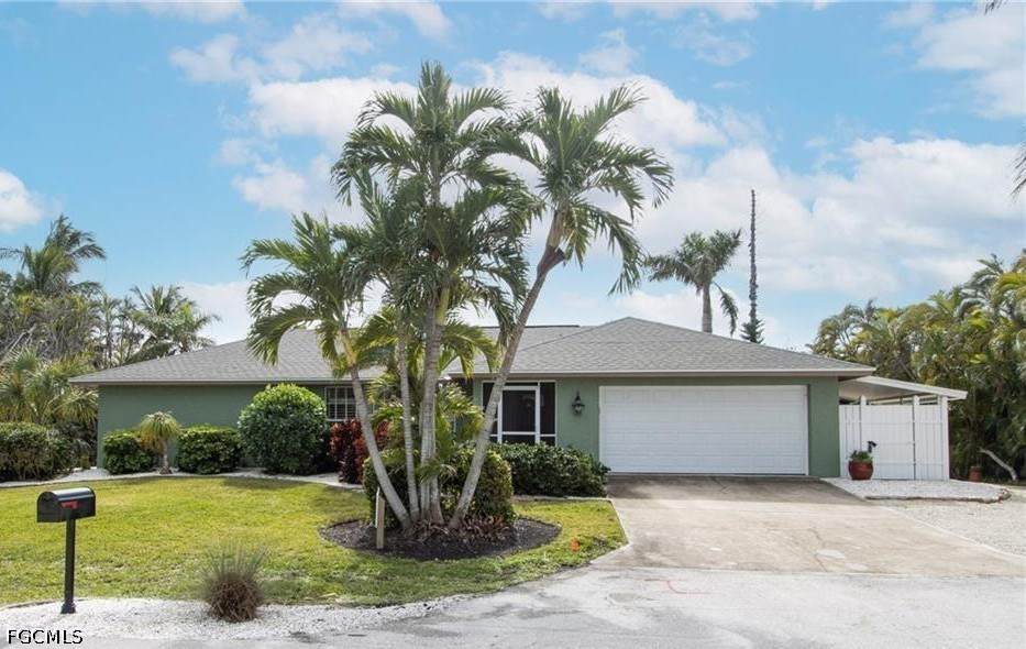 1380 Albatross Road - Photo 1