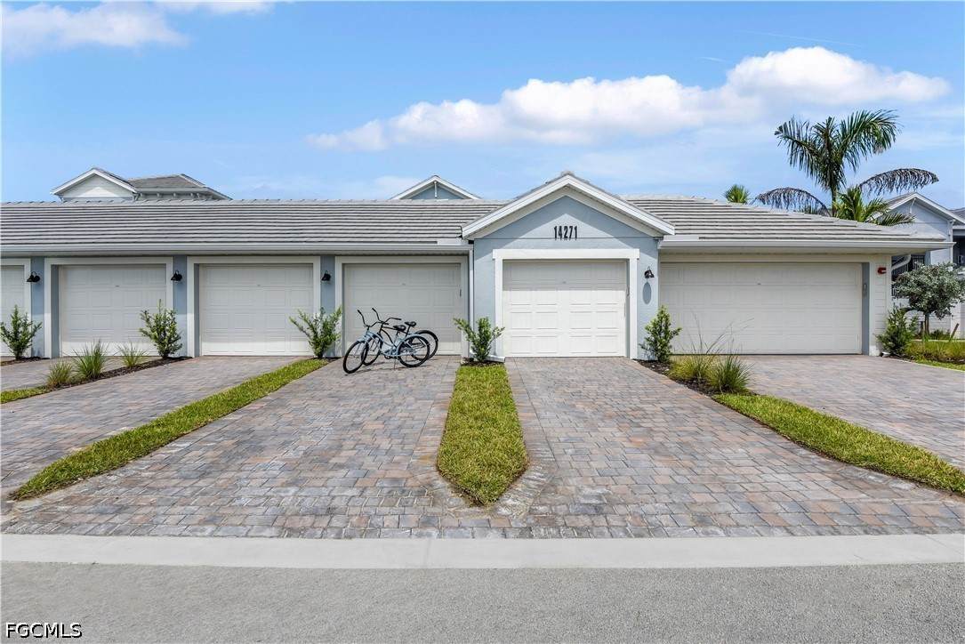 14271 Heritage Landing Boulevard - Photo 1