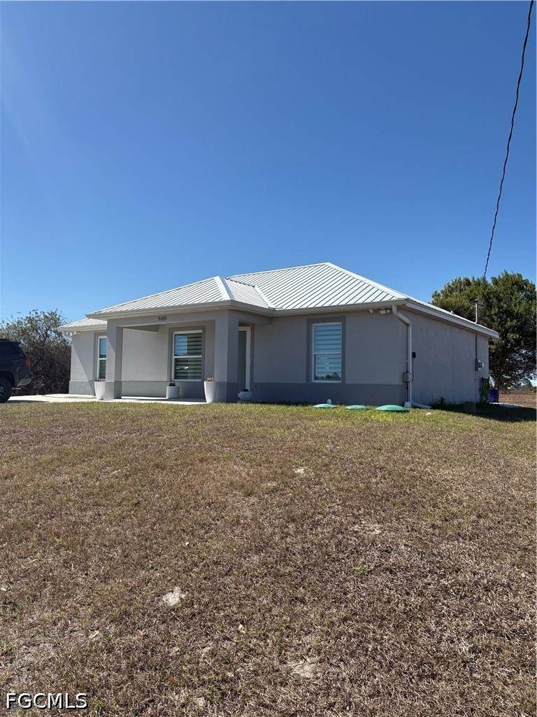 9019 Castle Circle - Photo 1