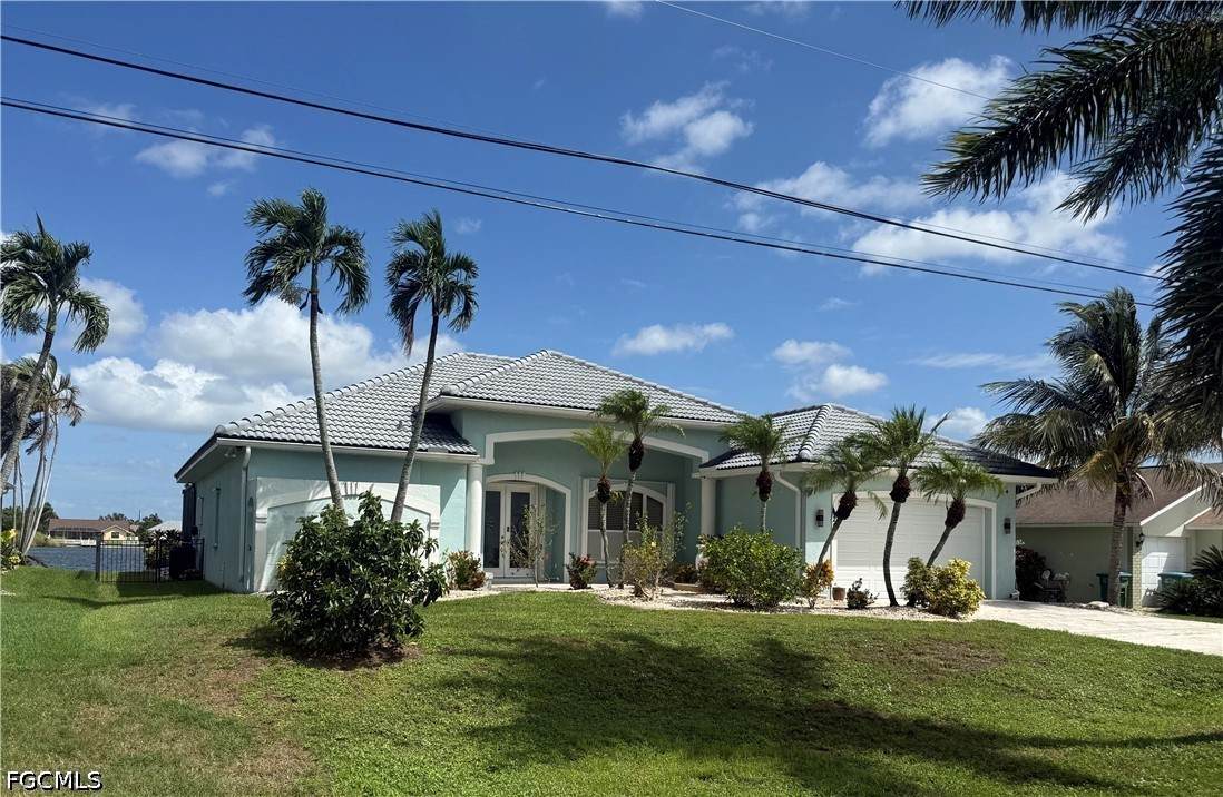 247 6th Street - Photo 1