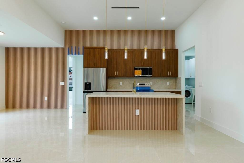 814 Clayton Avenue - Photo 1