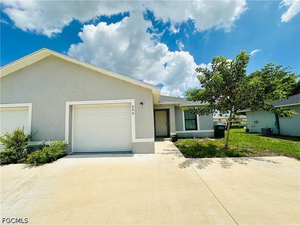 606 8th Street - Photo 1