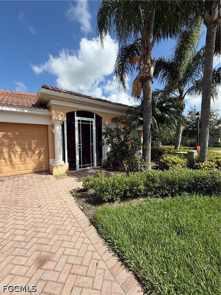4401 Steinbeck Way - Photo 1