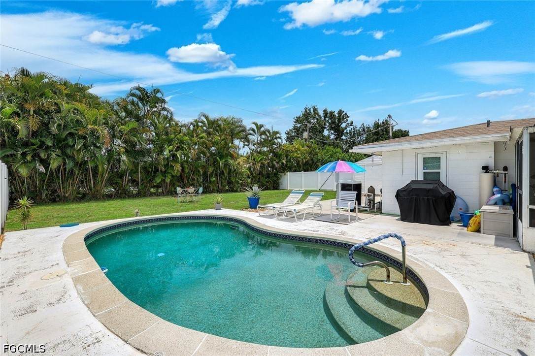11330 Linda Loma Drive - Photo 1