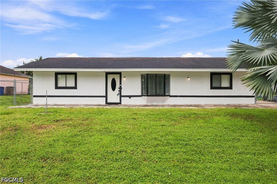 209 Felix Avenue - Photo 1
