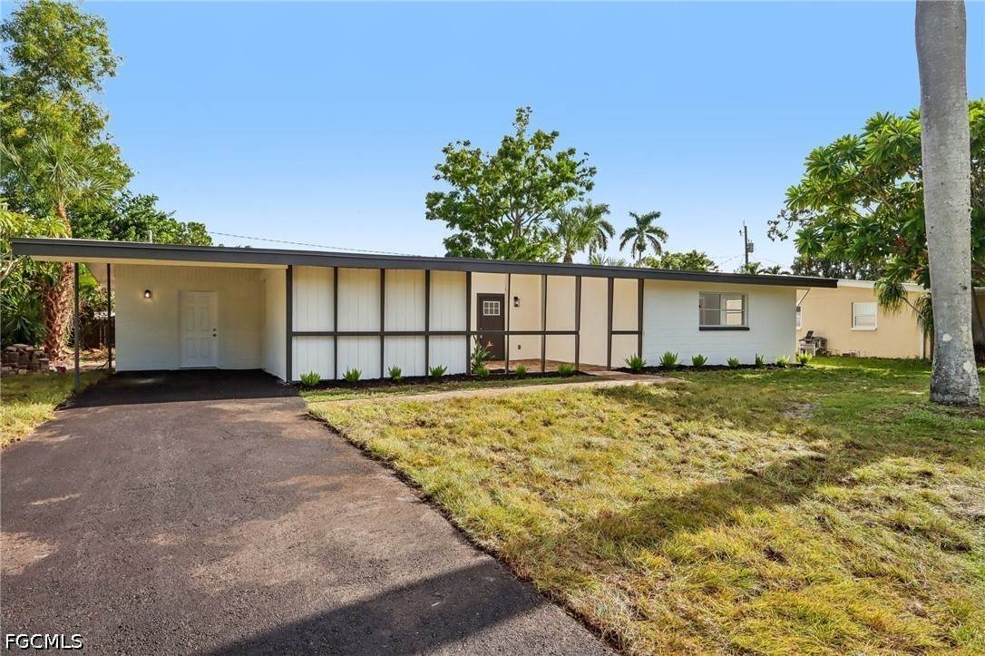 2124 Sunrise Boulevard - Photo 1