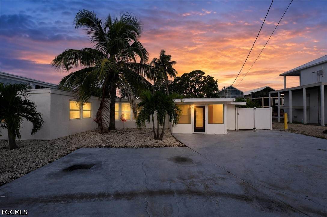 24519 Dolphin Street - Photo 1