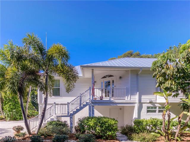 11500 Chapin Ln - Photo 1