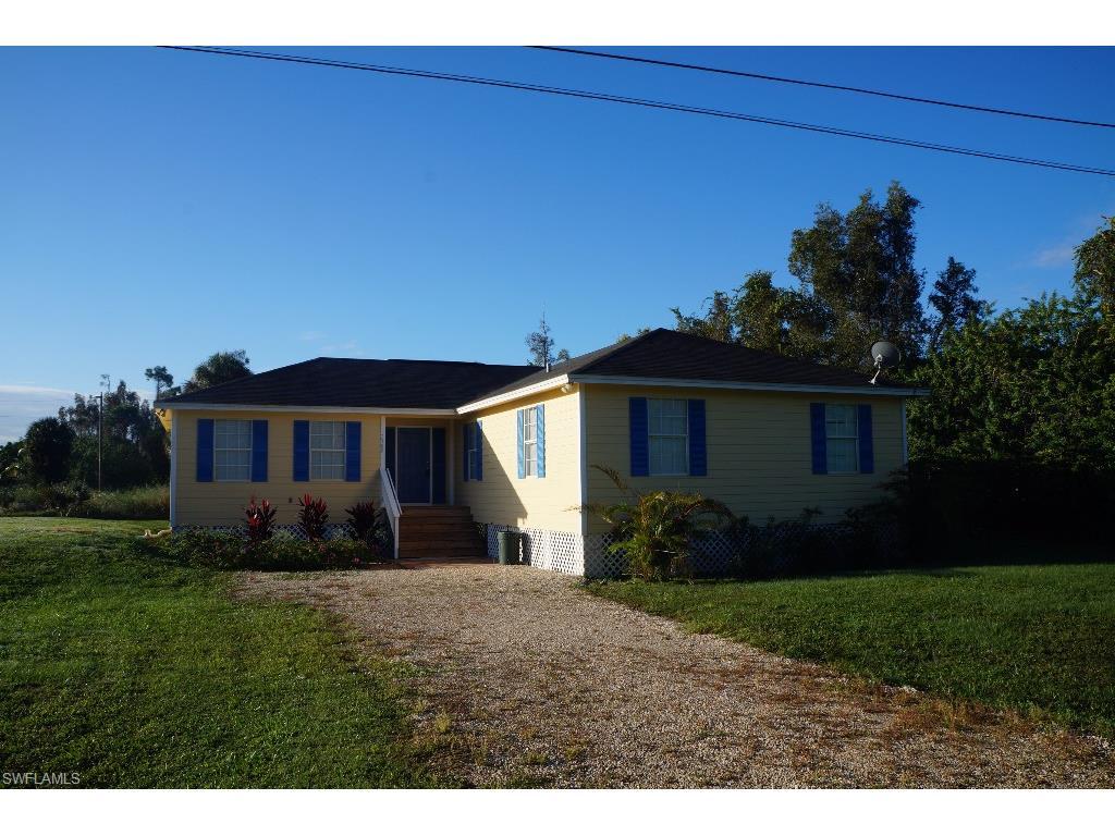 7309 Kreamers Dr, Bokeelia, FL 33922 (#215061045) :: Homes and Land Brokers, Inc