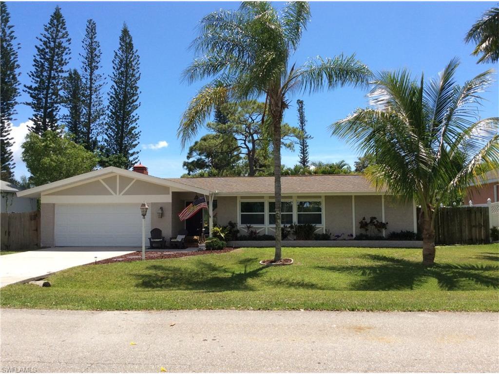244 SE 46 St, Cape Coral, FL 33904 (#216025671) :: Homes and Land Brokers, Inc