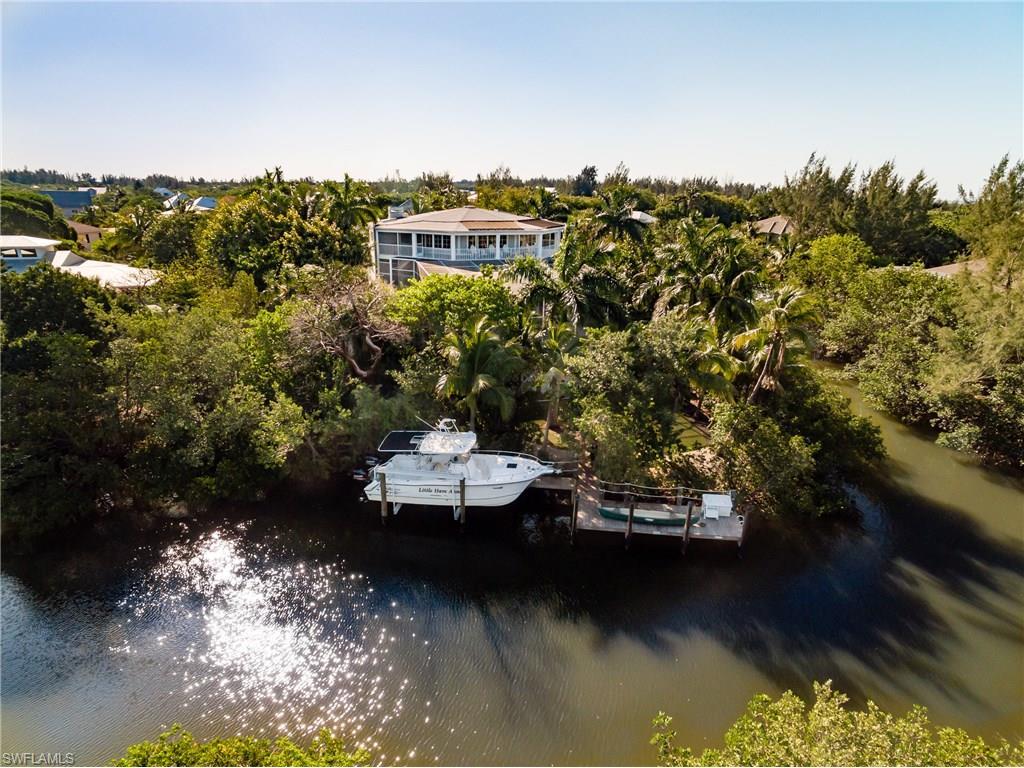 2451 Blind Pass Ct, Sanibel, FL 33957 (#216032825) :: Homes and Land Brokers, Inc