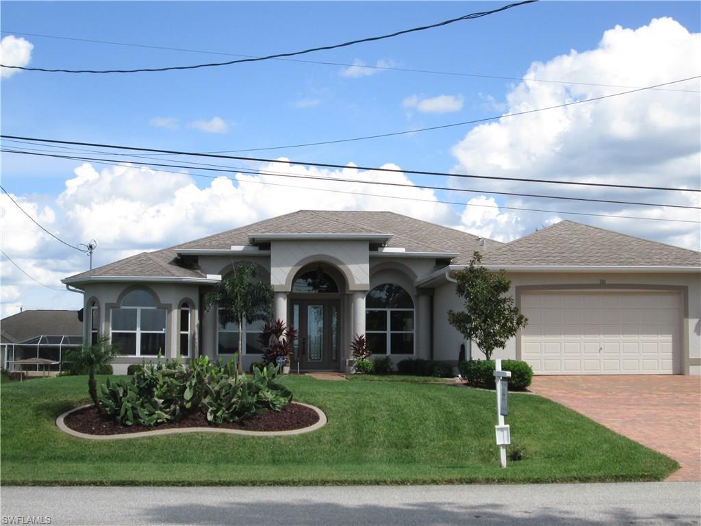 701 NW 3rd Pl, Cape Coral, FL 33993 (#216061668) :: Homes and Land Brokers, Inc