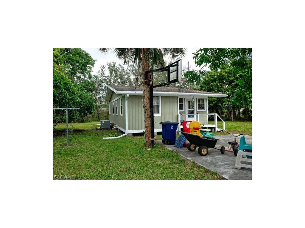 17400 Palm Beach Blvd - Photo 1