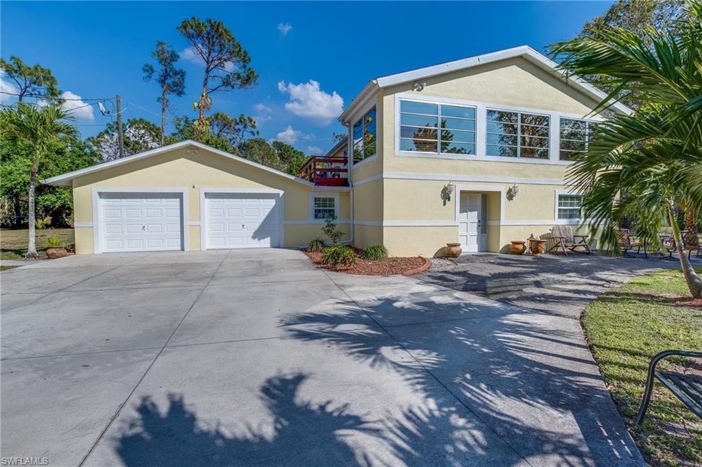 11137 Plantation Rd - Photo 1