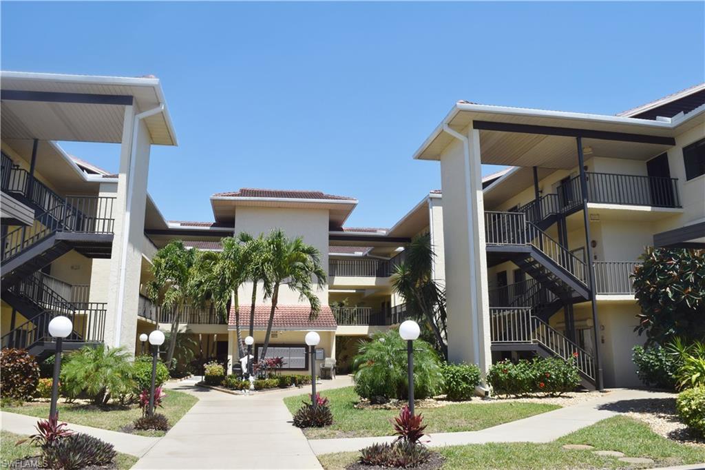 11220 Caravel Cir - Photo 1