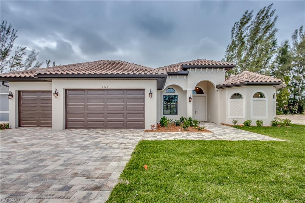 1910 28th Ln - Photo 1