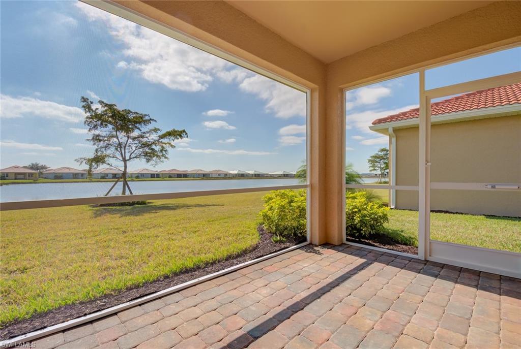 15263 Yellow Wood Dr - Photo 1