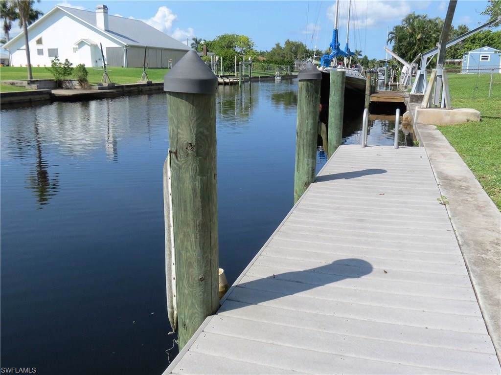 385 Bamboo Dr - Photo 1