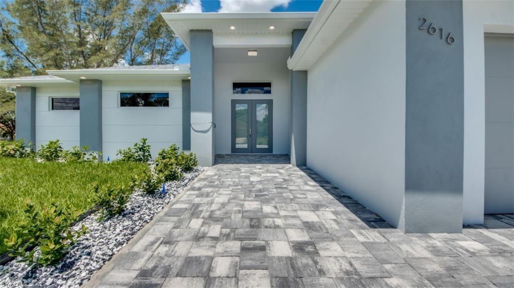 2616 10th Ave - Photo 1