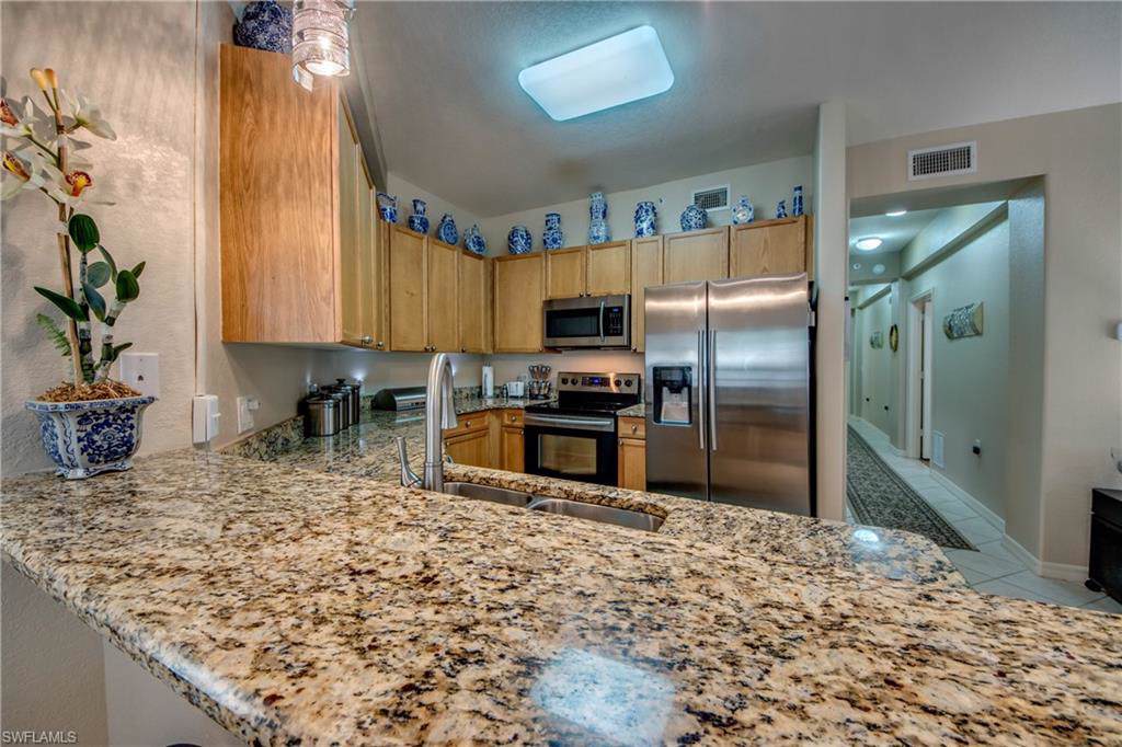 10011 Lake Cove Dr - Photo 1