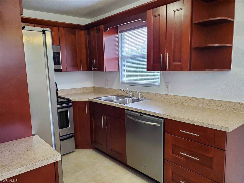 814 Frederick Reid St - Photo 1
