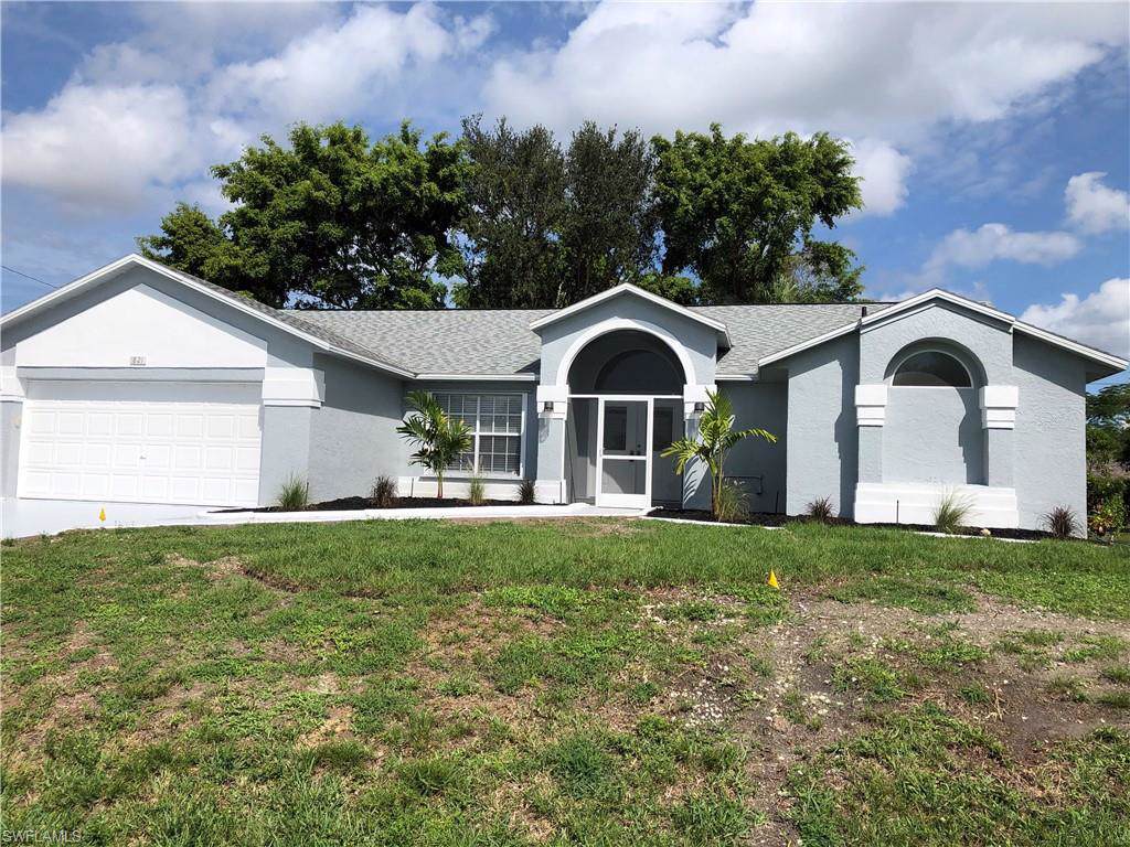 821 4th Ave - Photo 1