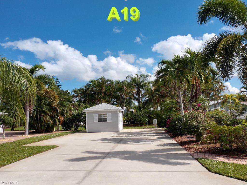 5847 Brightwood Dr - Photo 1