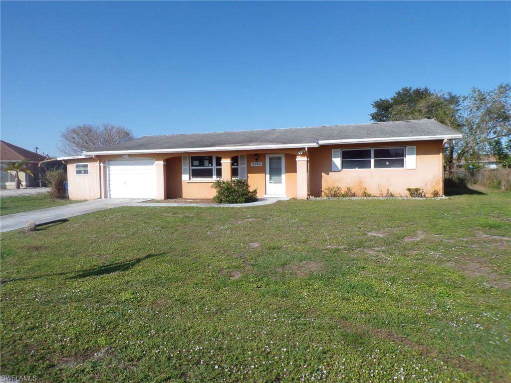 1124 Rushmore Ave - Photo 1