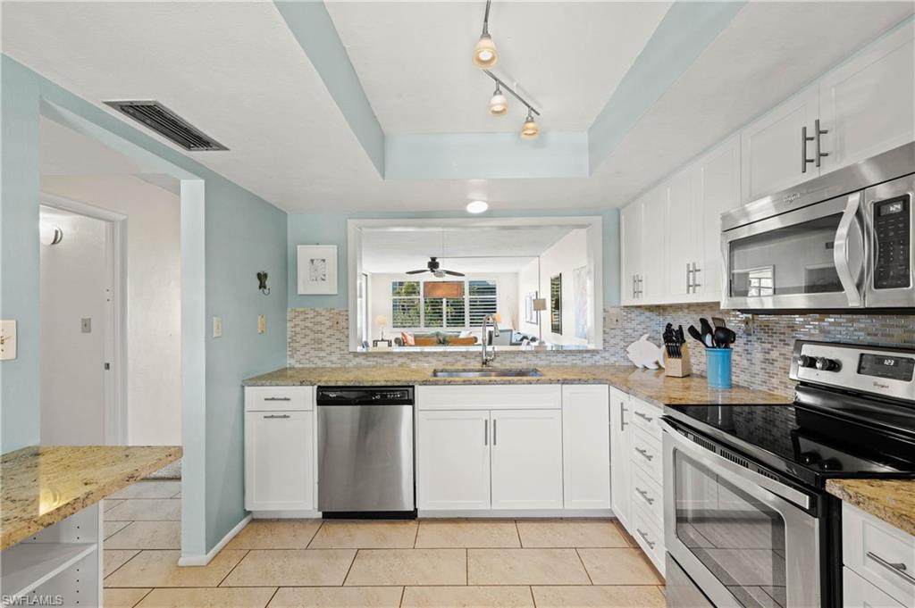 979 Gulf Drive - Photo 1