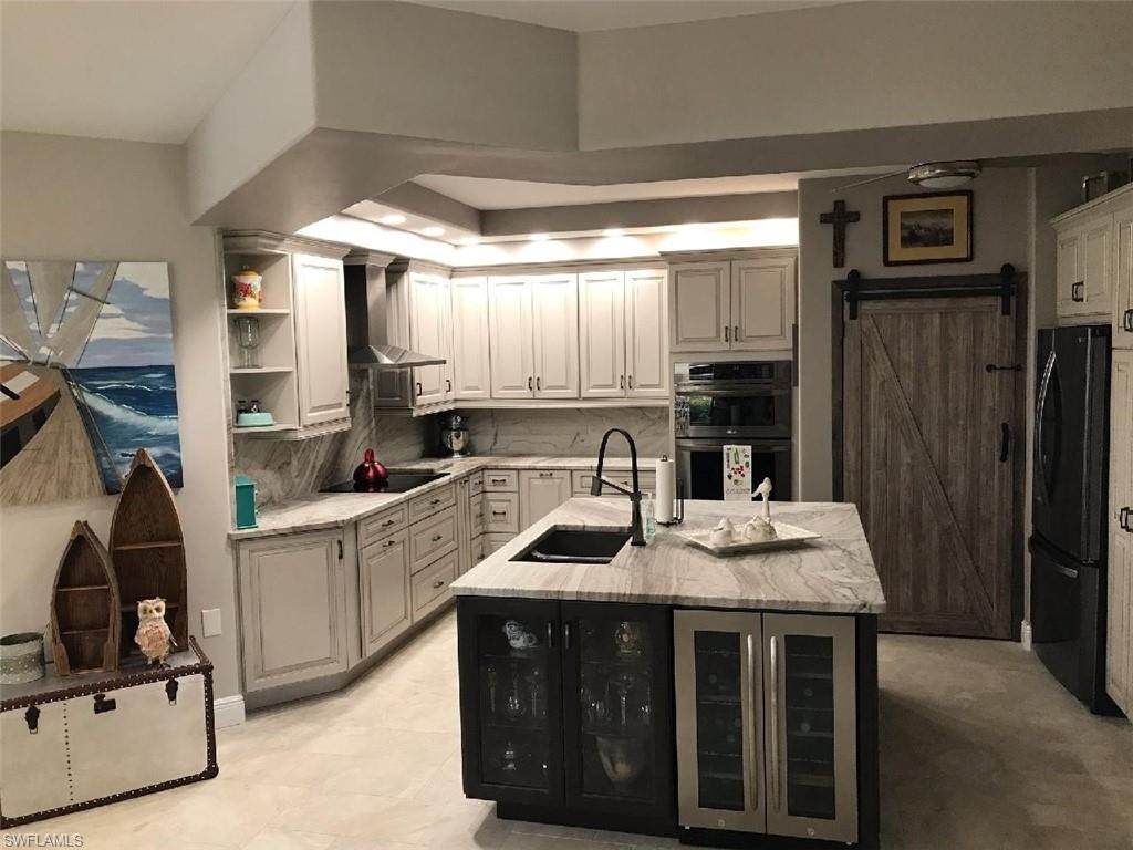 10118 Colonial Country Club Boulevard - Photo 1