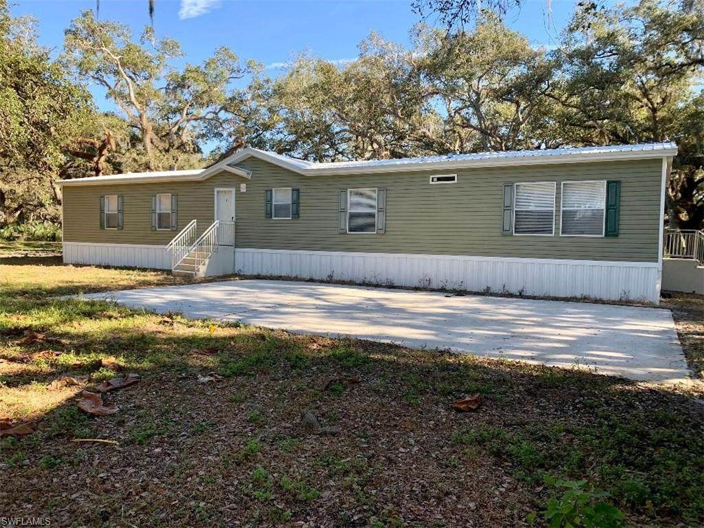 1256 Oak Tree Lane - Photo 1