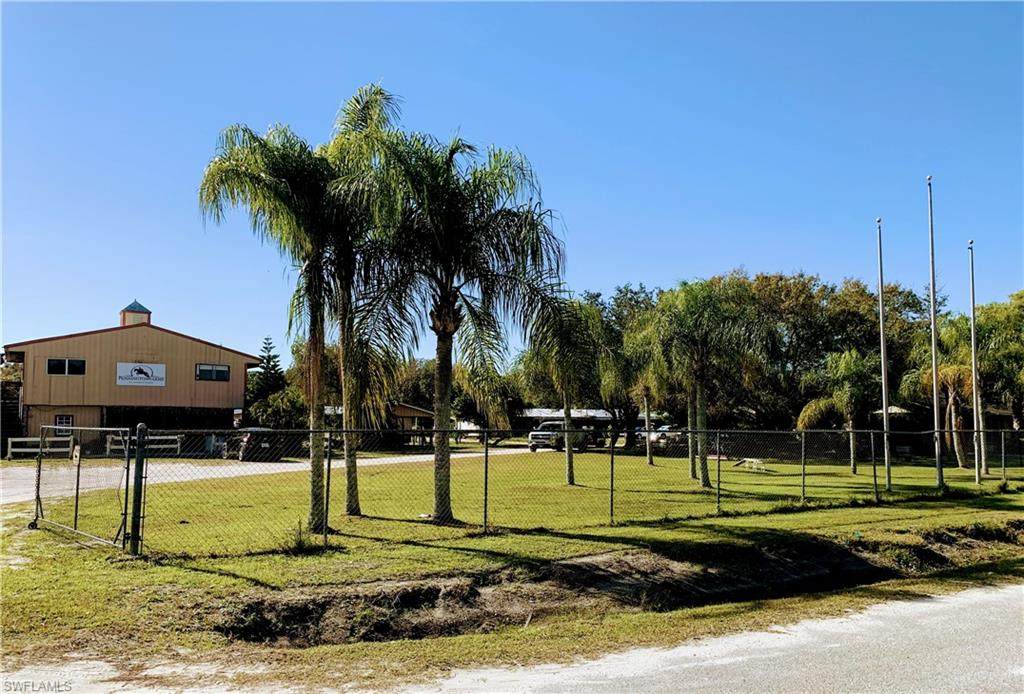 7200 Carousel Lane - Photo 1