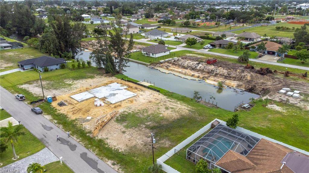 714 12th Terrace - Photo 1