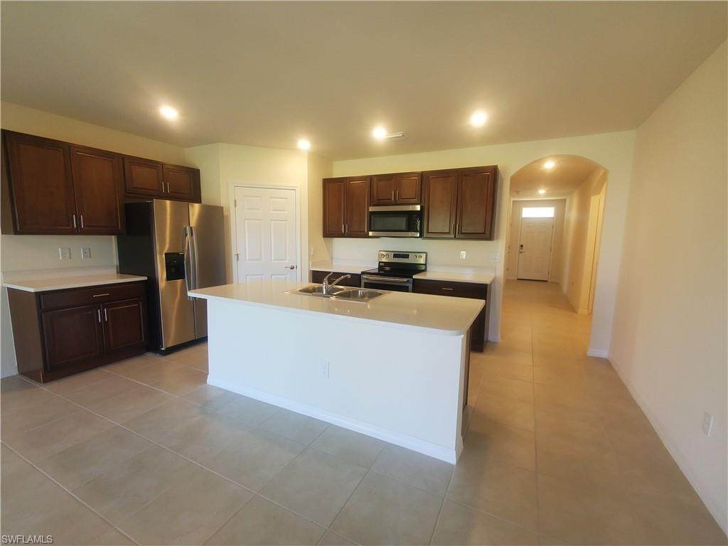 2805 8th Place - Photo 1