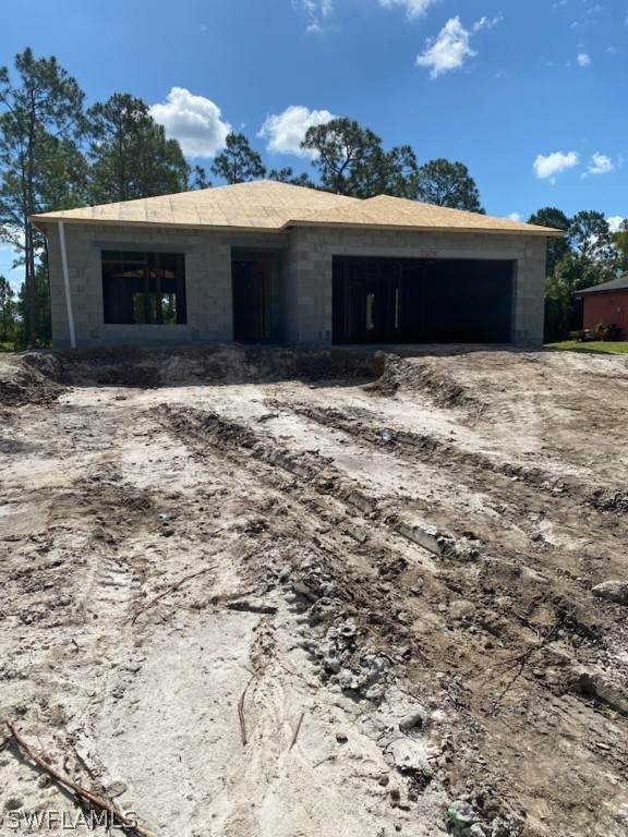 423 Pauline Avenue - Photo 1