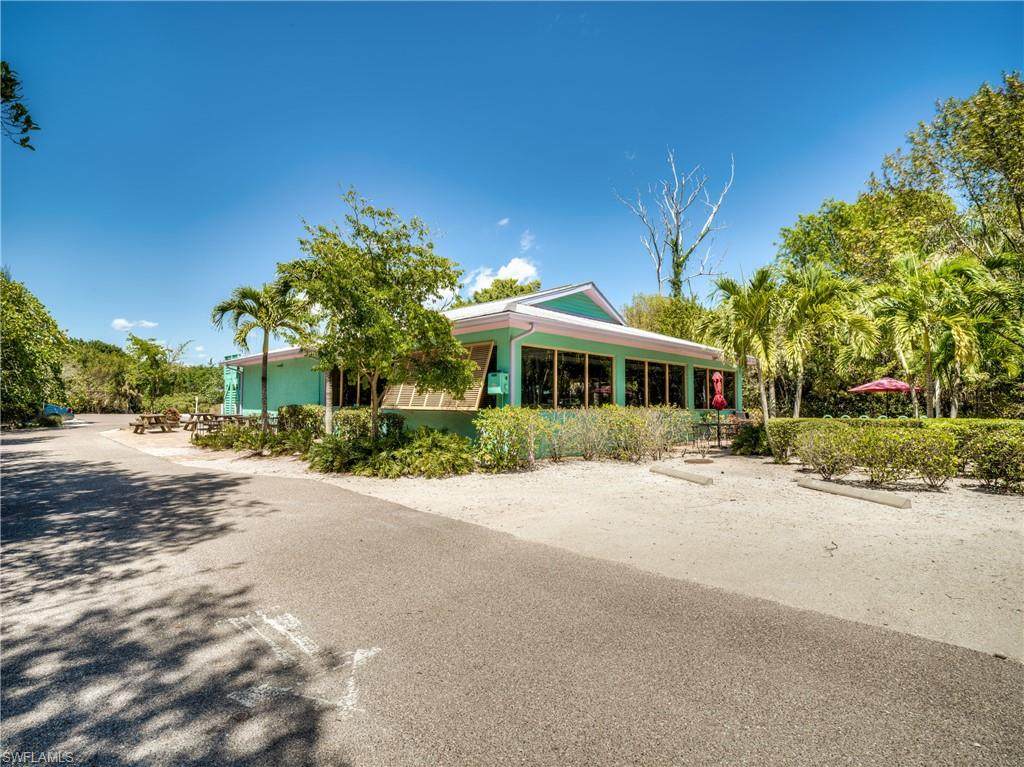 1020 Periwinkle Way - Photo 1