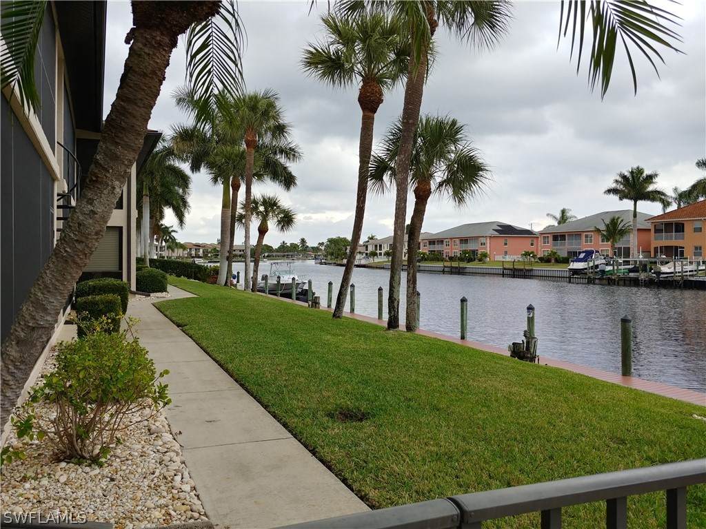 4525 Country Club Boulevard - Photo 1