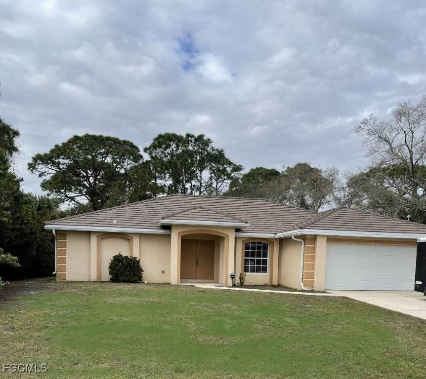 1825 Tomaso Avenue - Photo 1