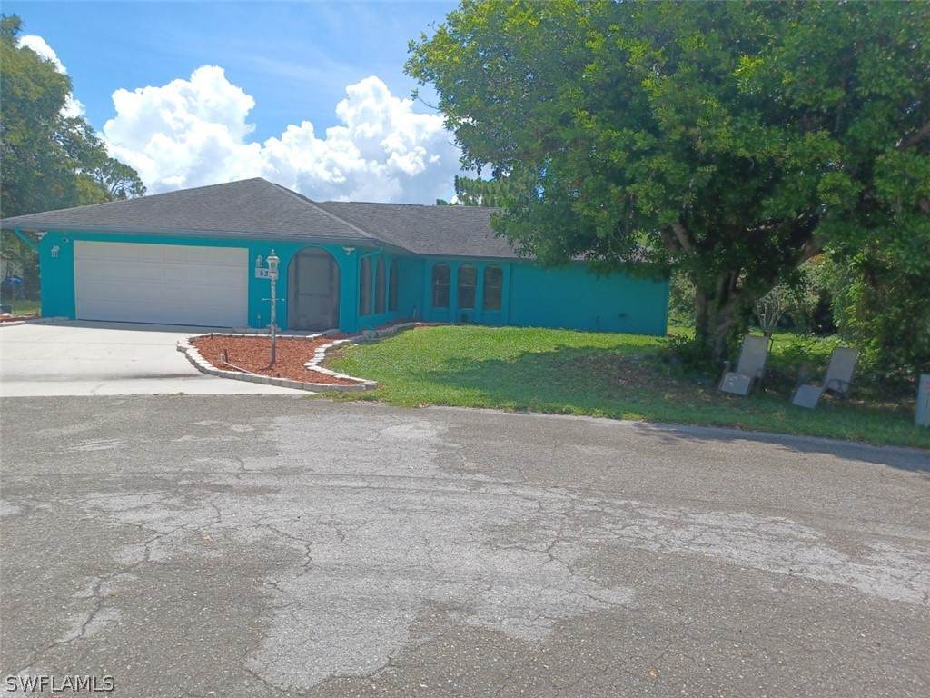 837 Geneva Place - Photo 1