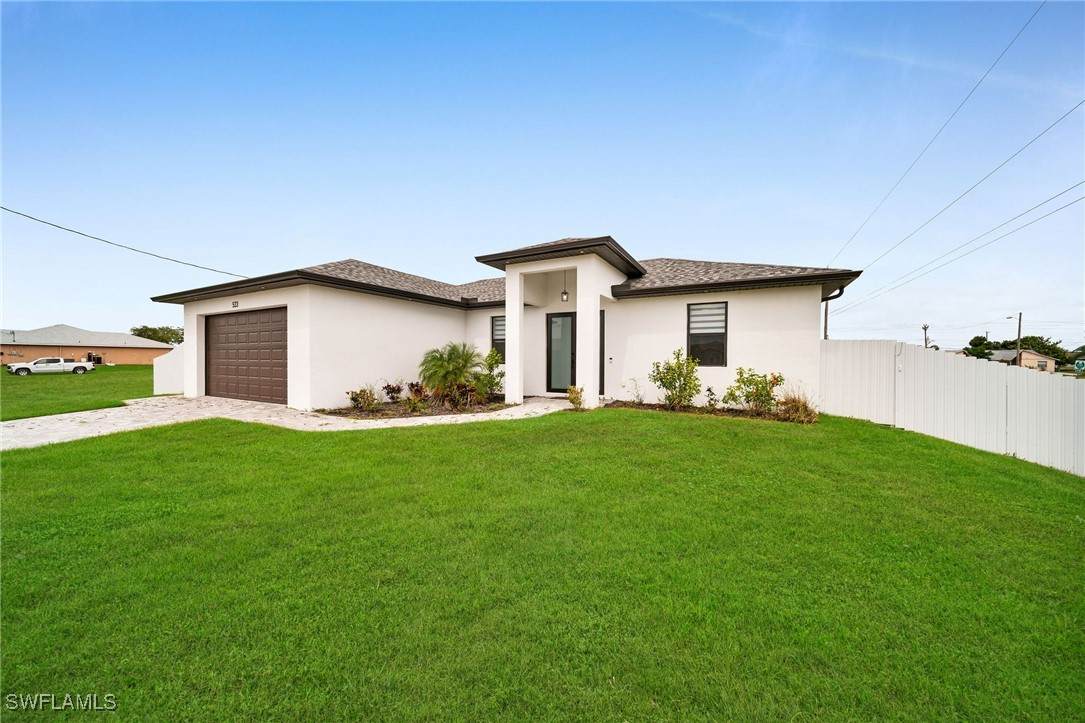 533 15th Terrace - Photo 1