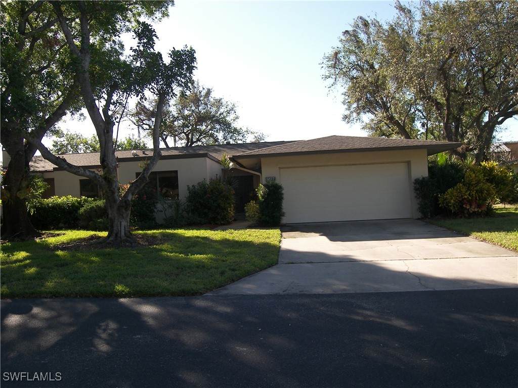 5877 Wyldewood Lakes Court - Photo 1