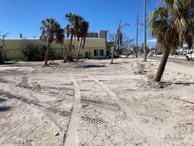 2370 Estero Boulevard - Photo 1