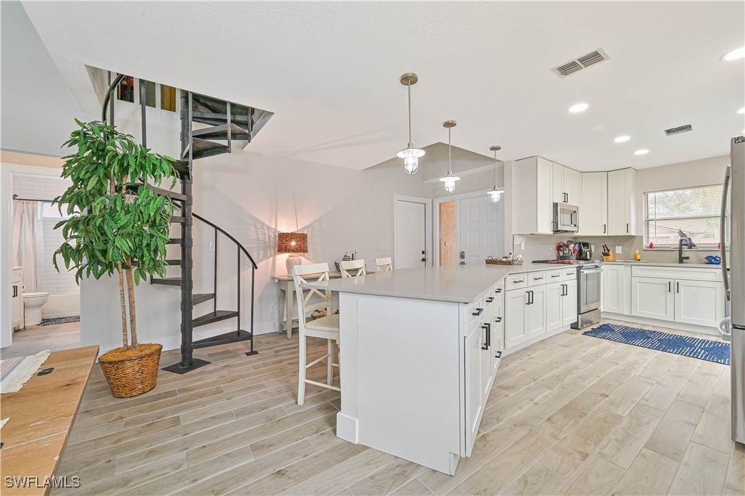 6449 Royal Woods Drive - Photo 1